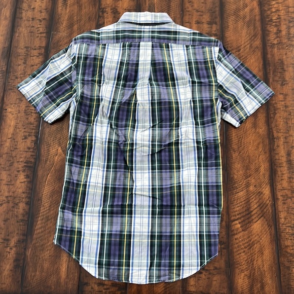 Ralph Lauren size small short sleeve button up - Picture 4 of 4
